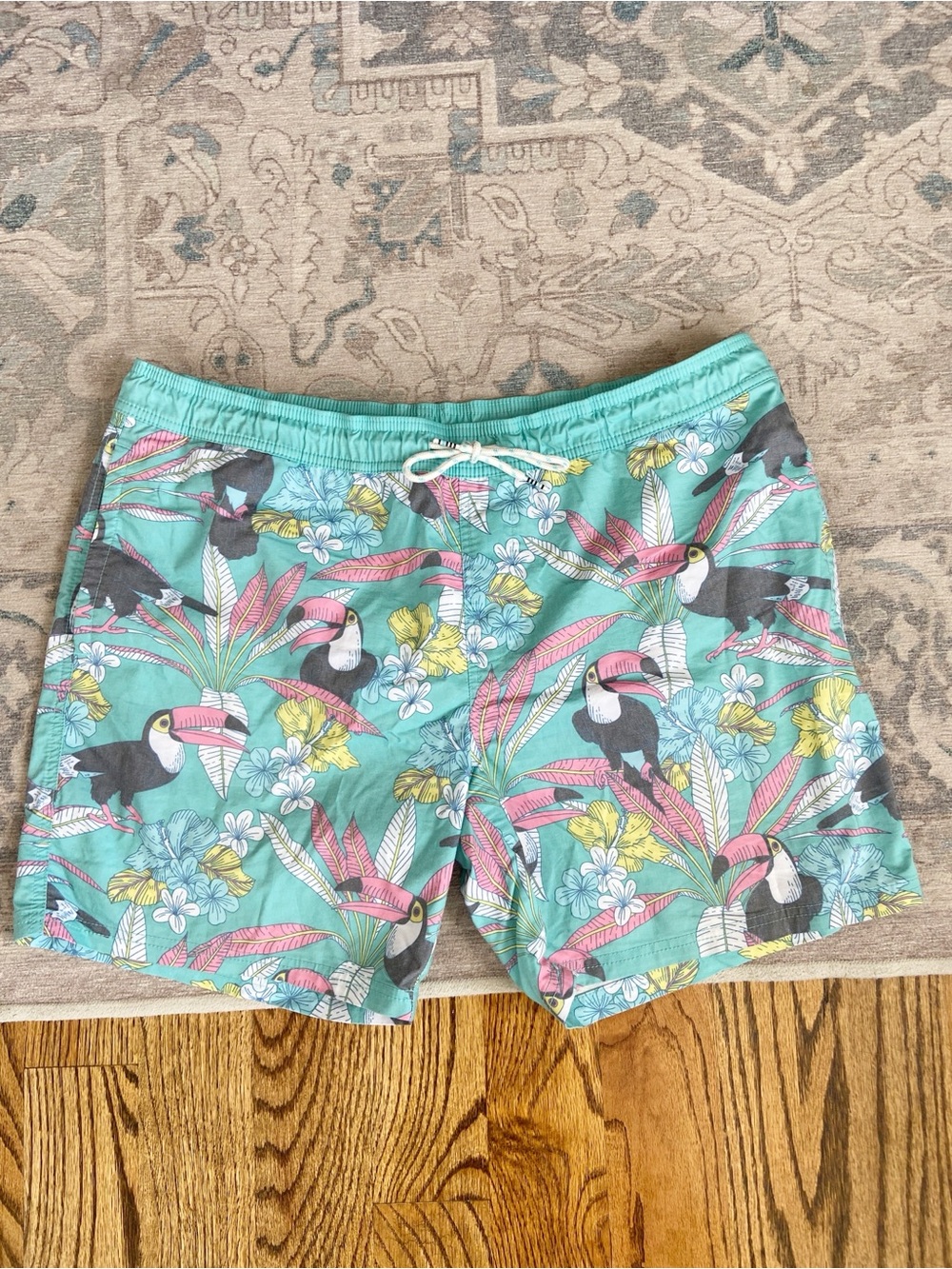 Toucan Tropical Print Swim Trunks XL
